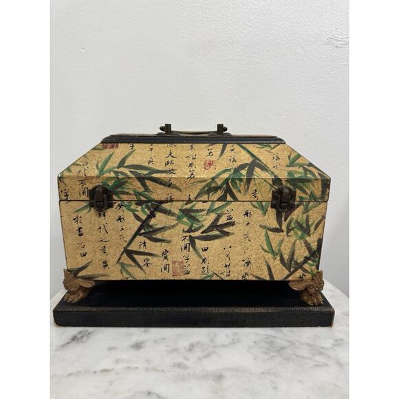 Vintage Wooden Jewelry Box with Asian Bamboo Detail Design Claw Feet on Base - Picture 1 of 13